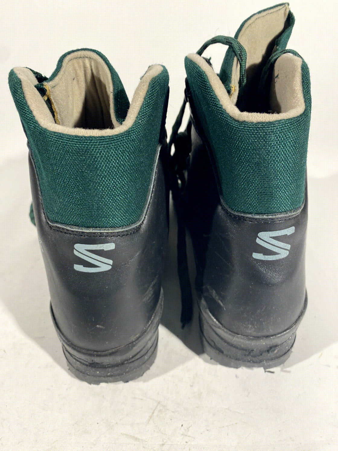 Salomon Back Country Nordic Ski Boots Size EU44 US10 X-Adventure binding