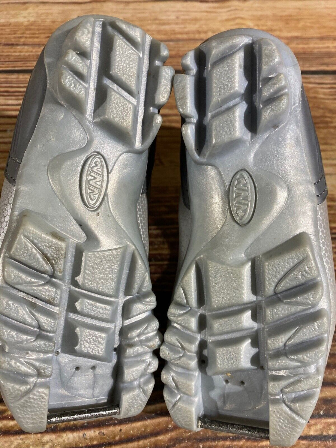 Alpina SR20jr Kids Nordic Cross Country Ski Boots Size EU27 US9.5 NNN A-774