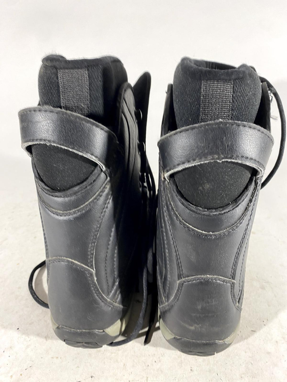 STUF Snowboard Boots Size EU38.5 US6 UK5 Unisex Mondo 245 mm
