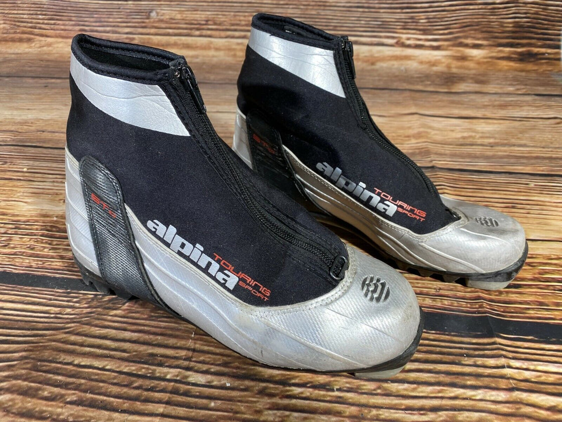 Alpina ST10 Cross Country Ski Boots Classic Size EU39 US7 NNN Rottefella 975
