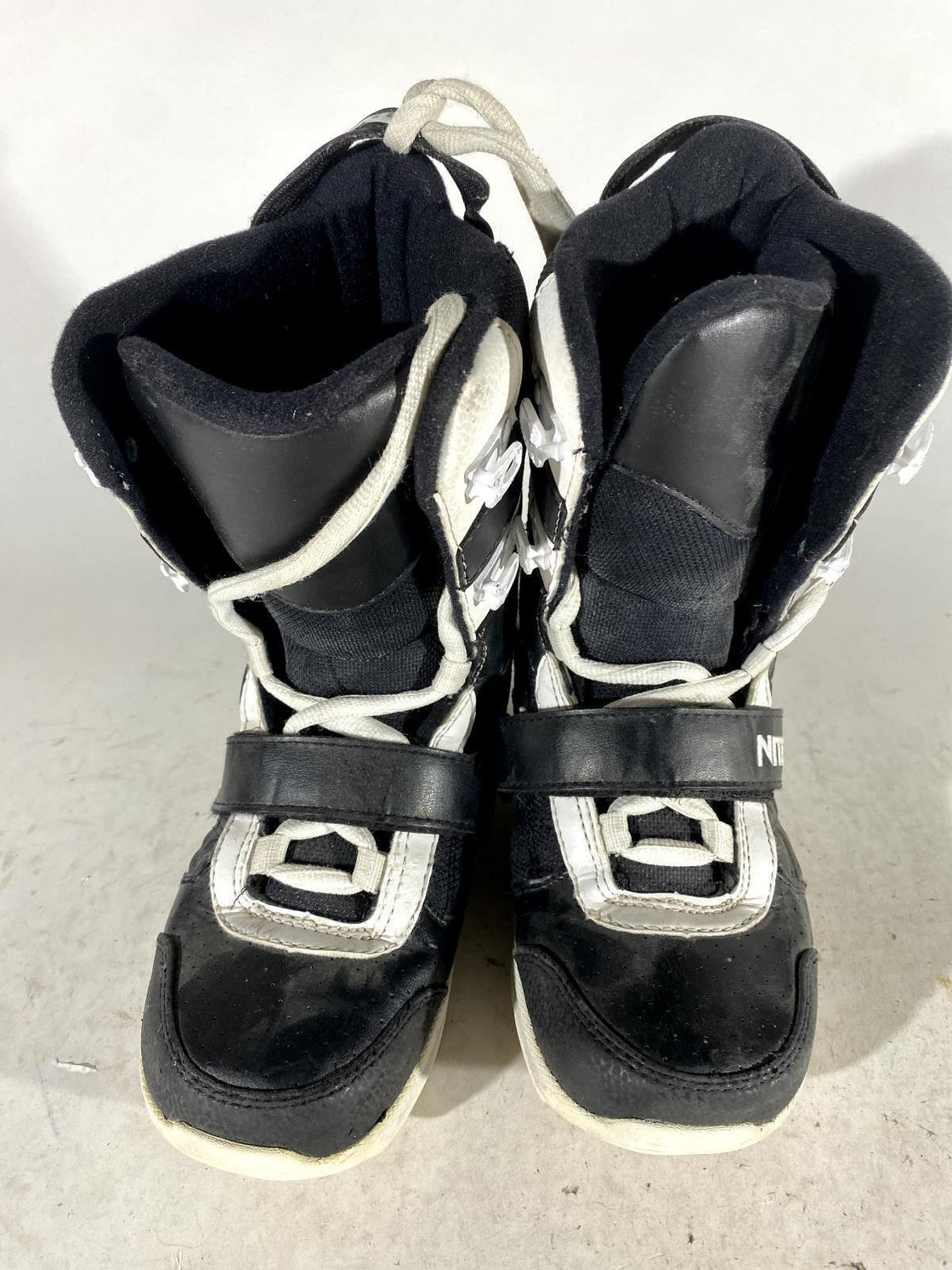 NITRO Snowboard Boots Youth Kids Size EU38 US6.5 UK5.5 Mondo 240 mm