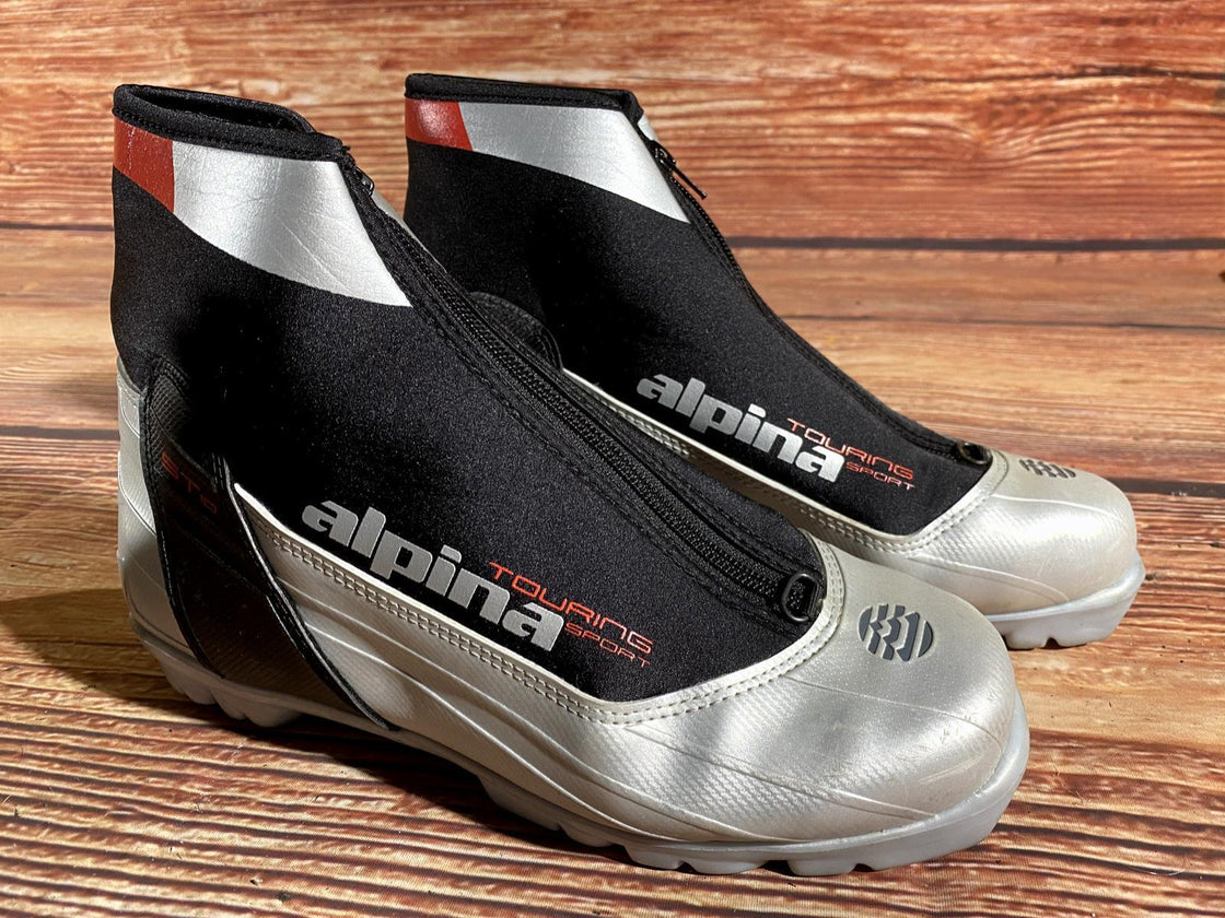 Alpina ST10 Nordic Cross Country Ski Boots Size EU41 US8 for NNN