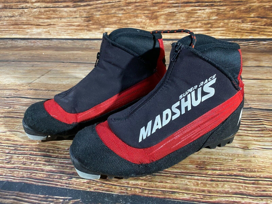 Madshus Super Race Nordic Cross Country Ski Boots Size EU38 US6 NNN bindings