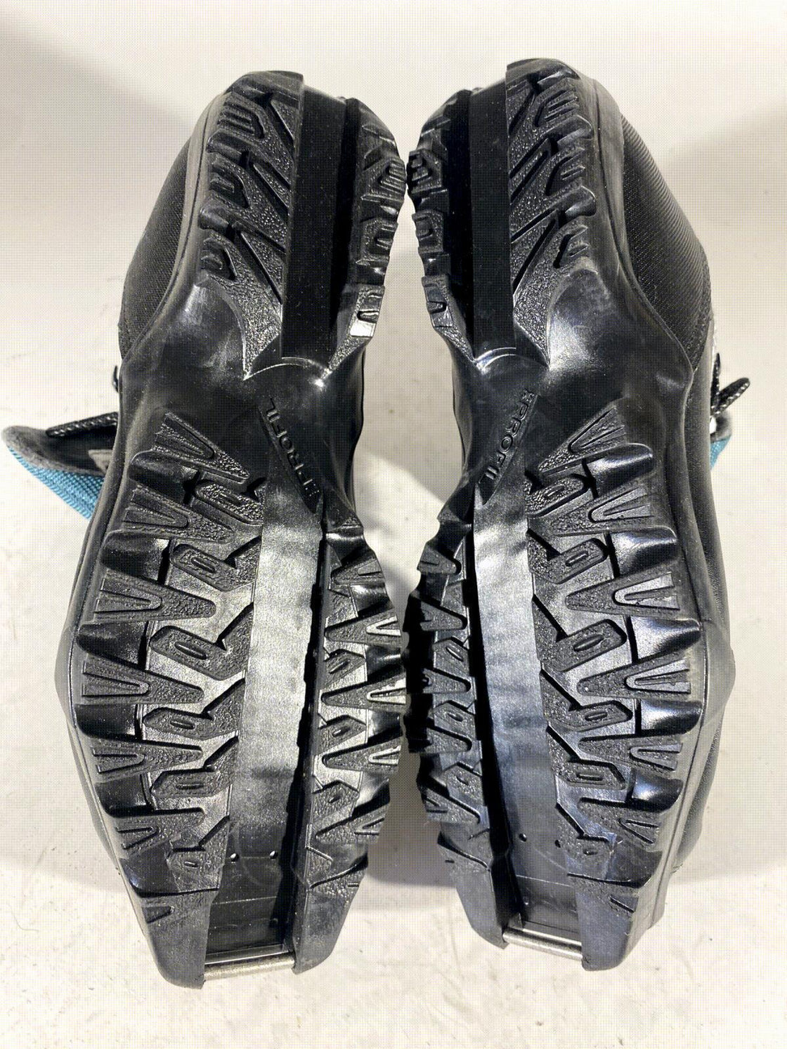 Salomon Nordic Cross Country Ski Boots Size EU39 US7 SNS Profil