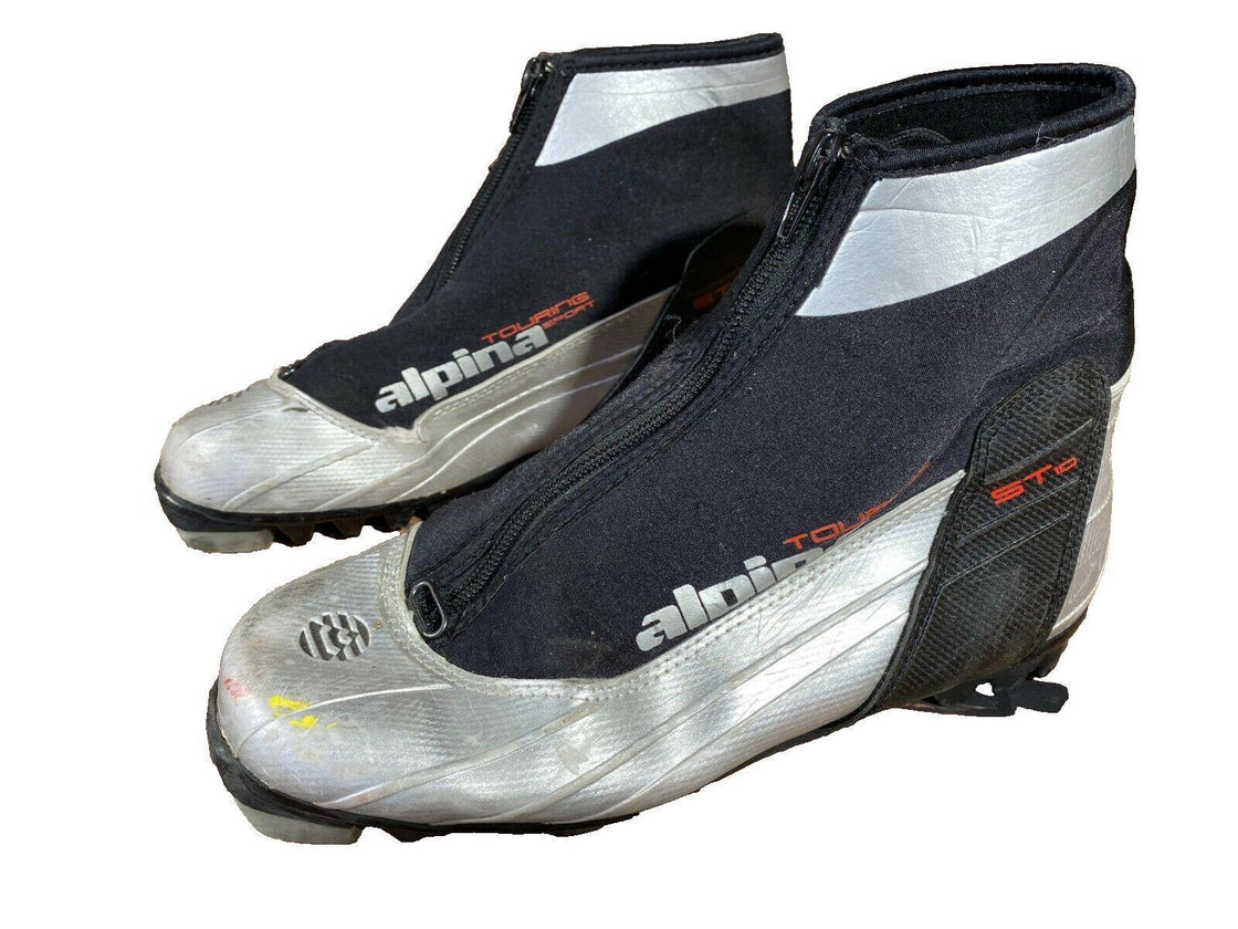 Alpina ST10 Cross Country Ski Boots Classic Size EU39 US7 NNN Rottefella 975