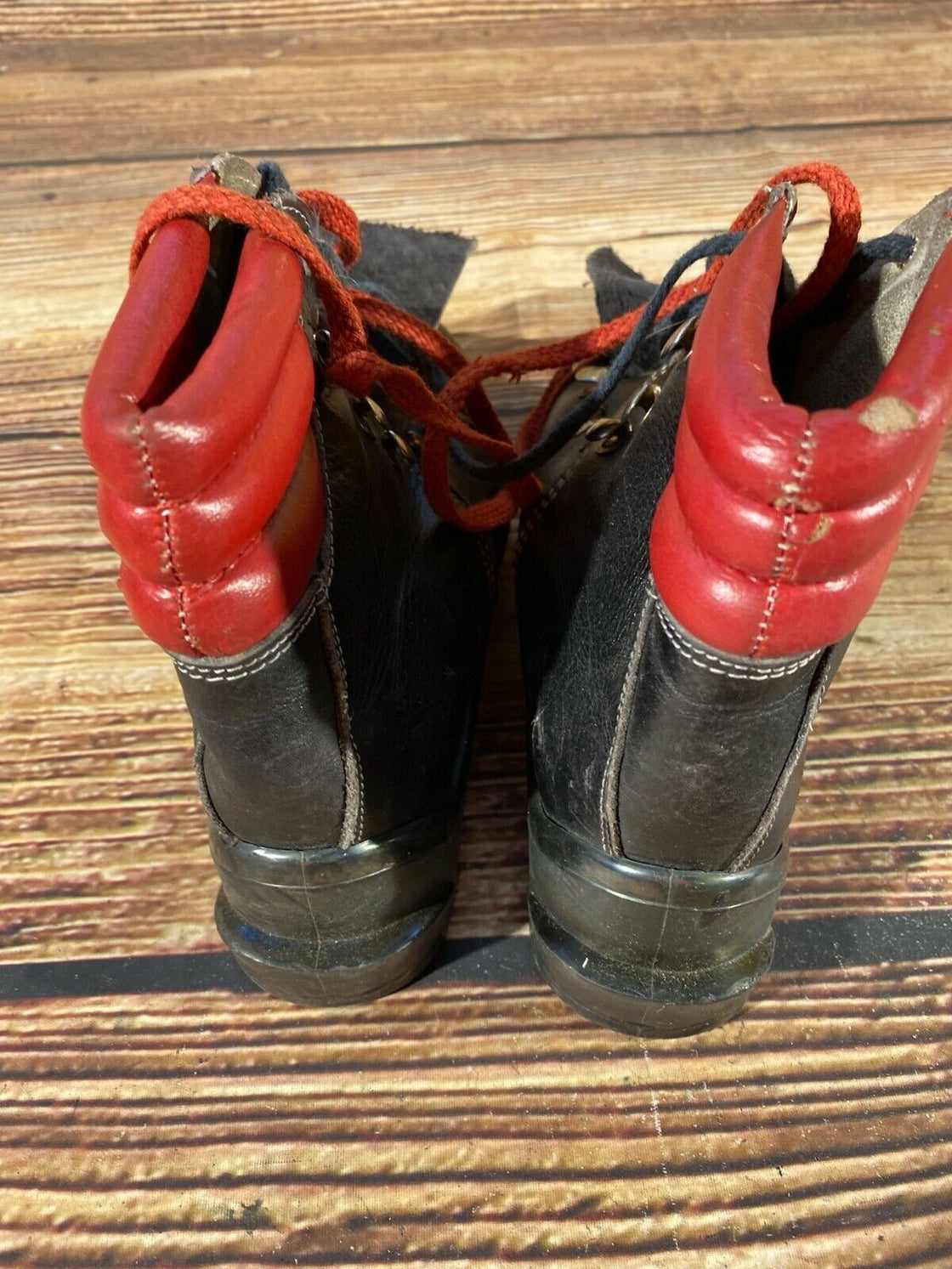 Vintage Alpine Ski Boots Skiing EU38 US5.5 UK4.5 Mondo 240 for Cable Bindings