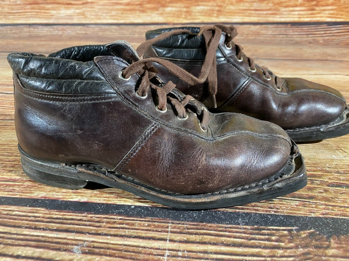 Norrona Vintage Nordic Norm Cross Country Ski Boots Size EU37 US5 NN 75mm