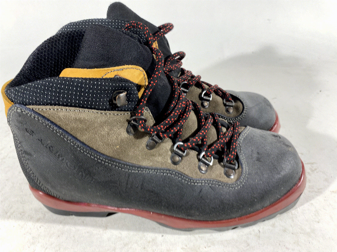 Garmont Touring Back Country Nordic Ski Boots Size EU39 1/2 US6 1/2 NNN BC 184