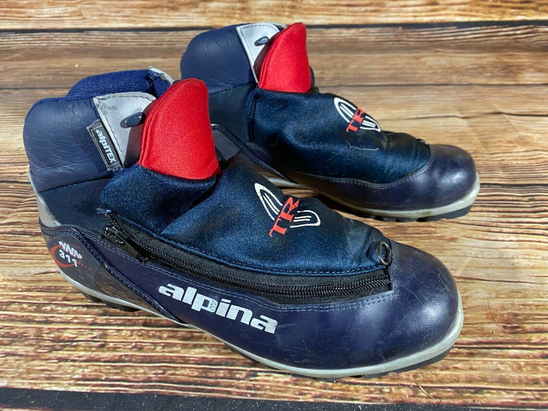 Alpina 311 Nordic Cross Country Ski Boots Size EU43 US9.5 NNN bindings 991