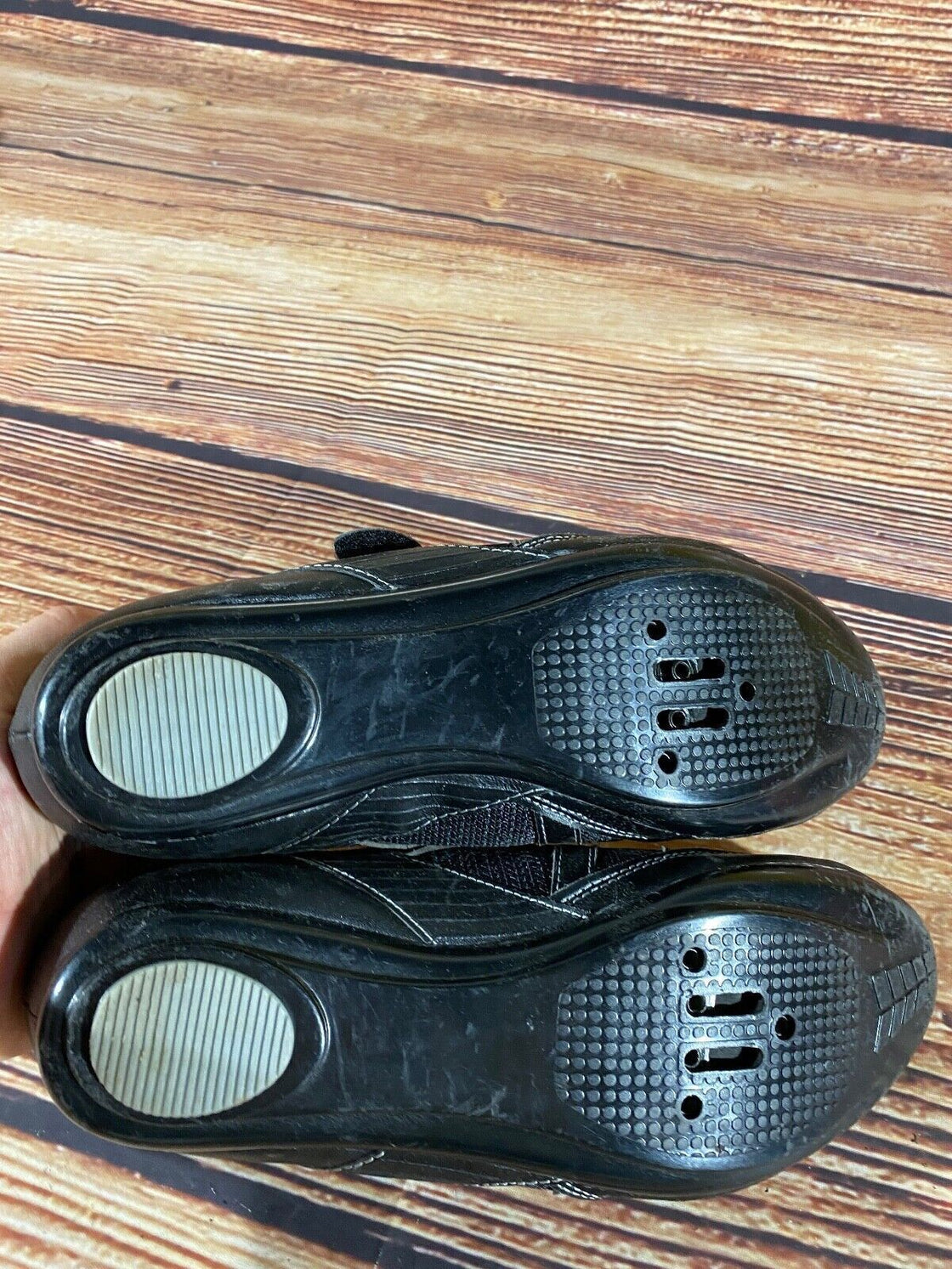 X-TRACT Road Cycling Shoes Size 3 Bolts EU41 US8 Mondo 258