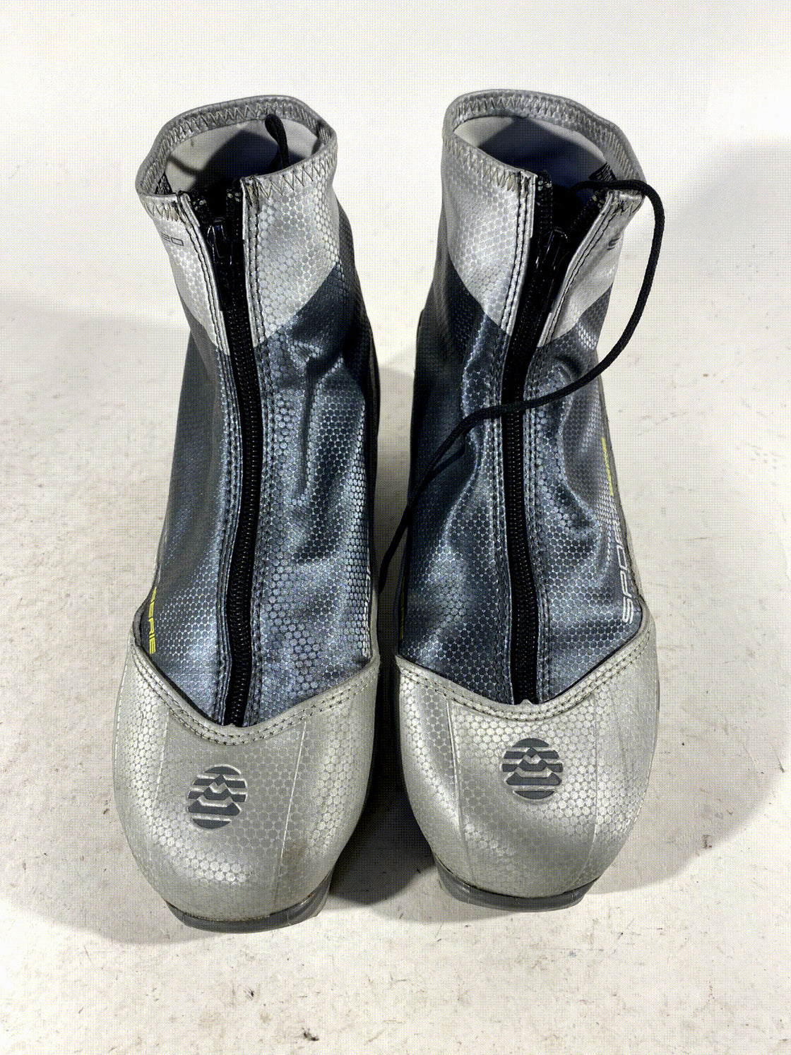 Alpina SR20 Nordic Cross Country Ski Boots Size EU42 US9 NNN bindings 517
