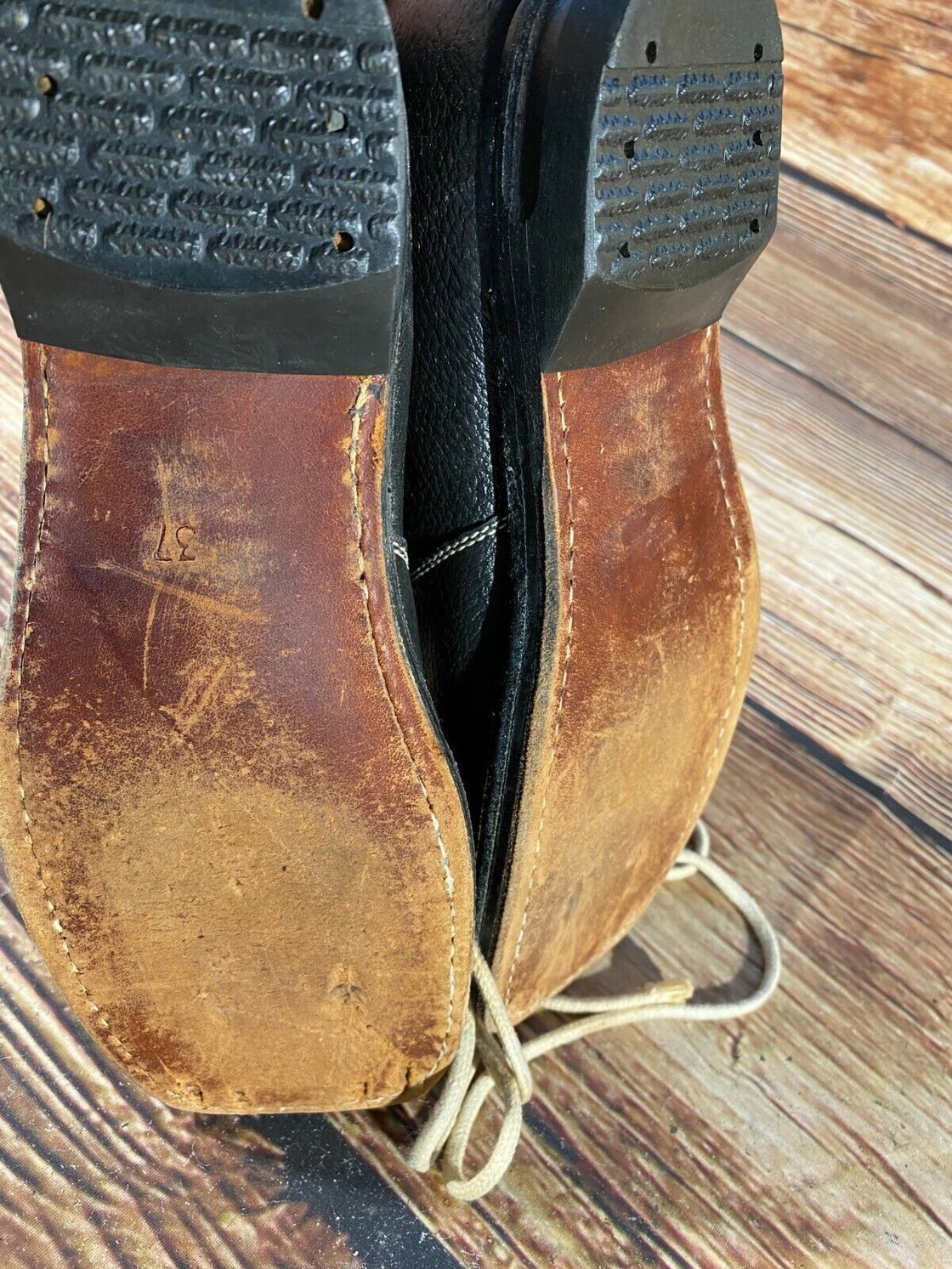 Aaltonen Vintage Cross Country Ski Boots Kandahar Old Cable Binding EU37 US5.5