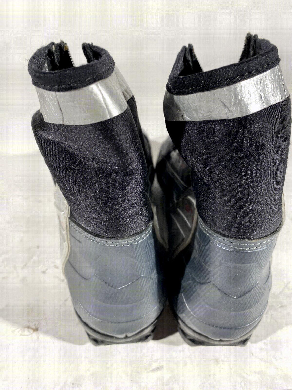Alpina ST10 Nordic Cross Country Ski Boots Size EU42 US9 for NNN 1014