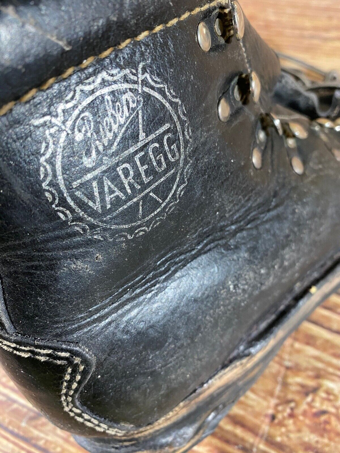 VAREGG Vintage Leather Alpine Ski Boots Cable Binding EU36, US4, Mondo 230