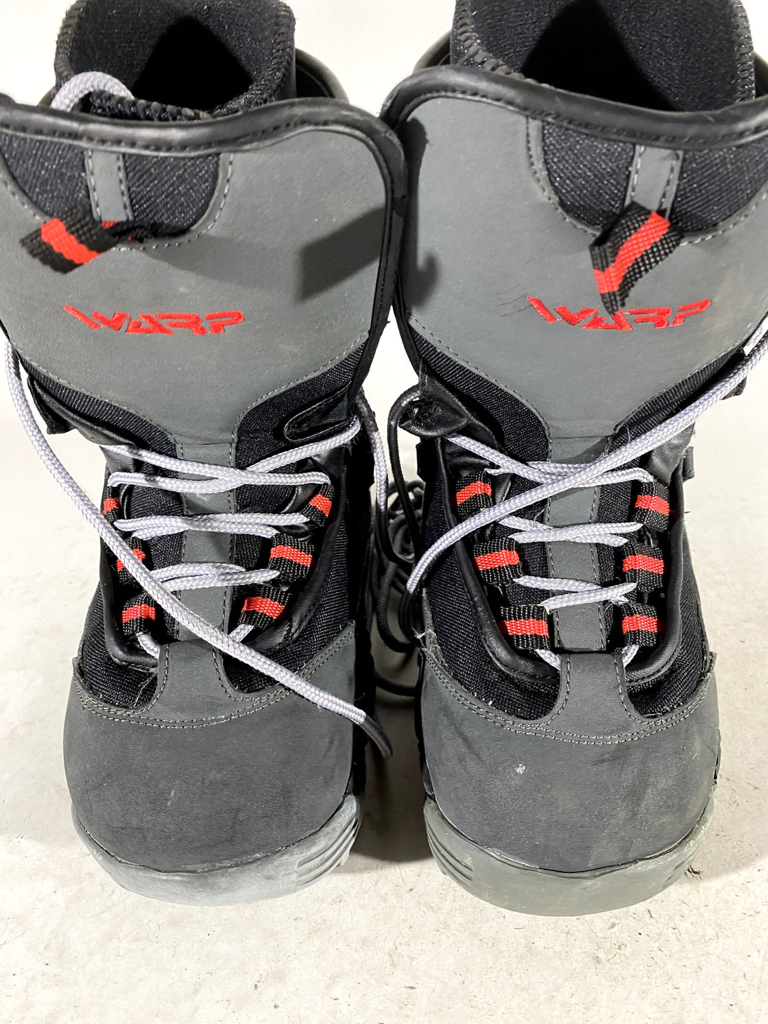 WARP Snowboard Boots Youth Kids Size EU35  US4  UK3  Mondo 230 mm