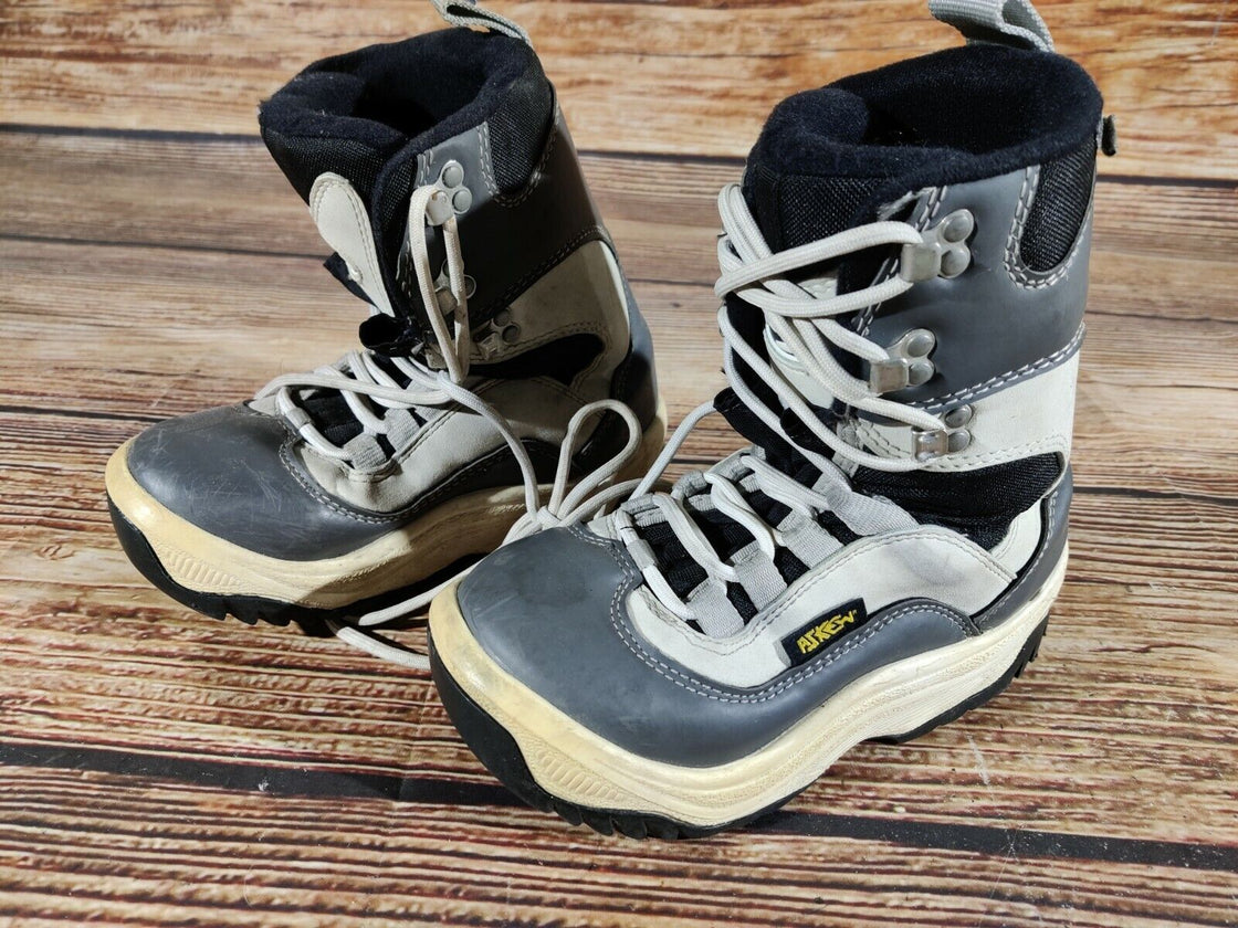 ASKEW Snowboard Boots Youth Kids Size EU35, US3, UK2, Mondo 225 mm C
