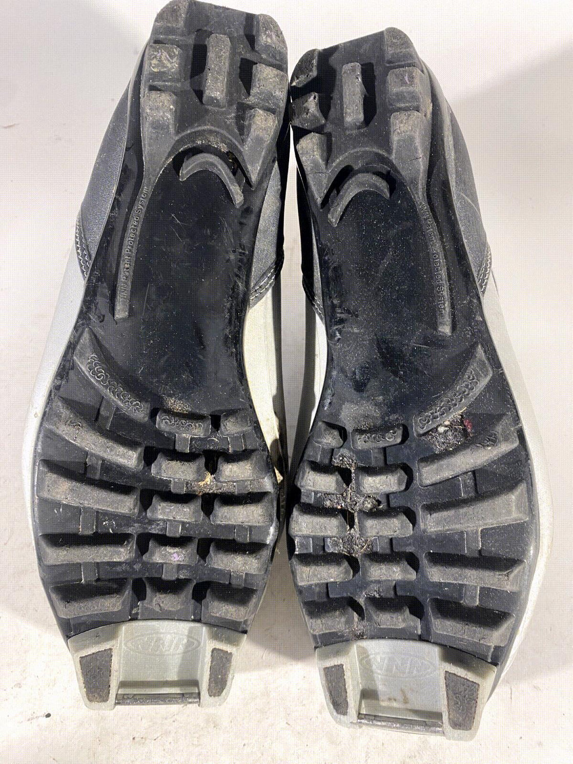 Alpina T10 Nordic Cross Country Ski Boots Size EU42 US9 for NNN