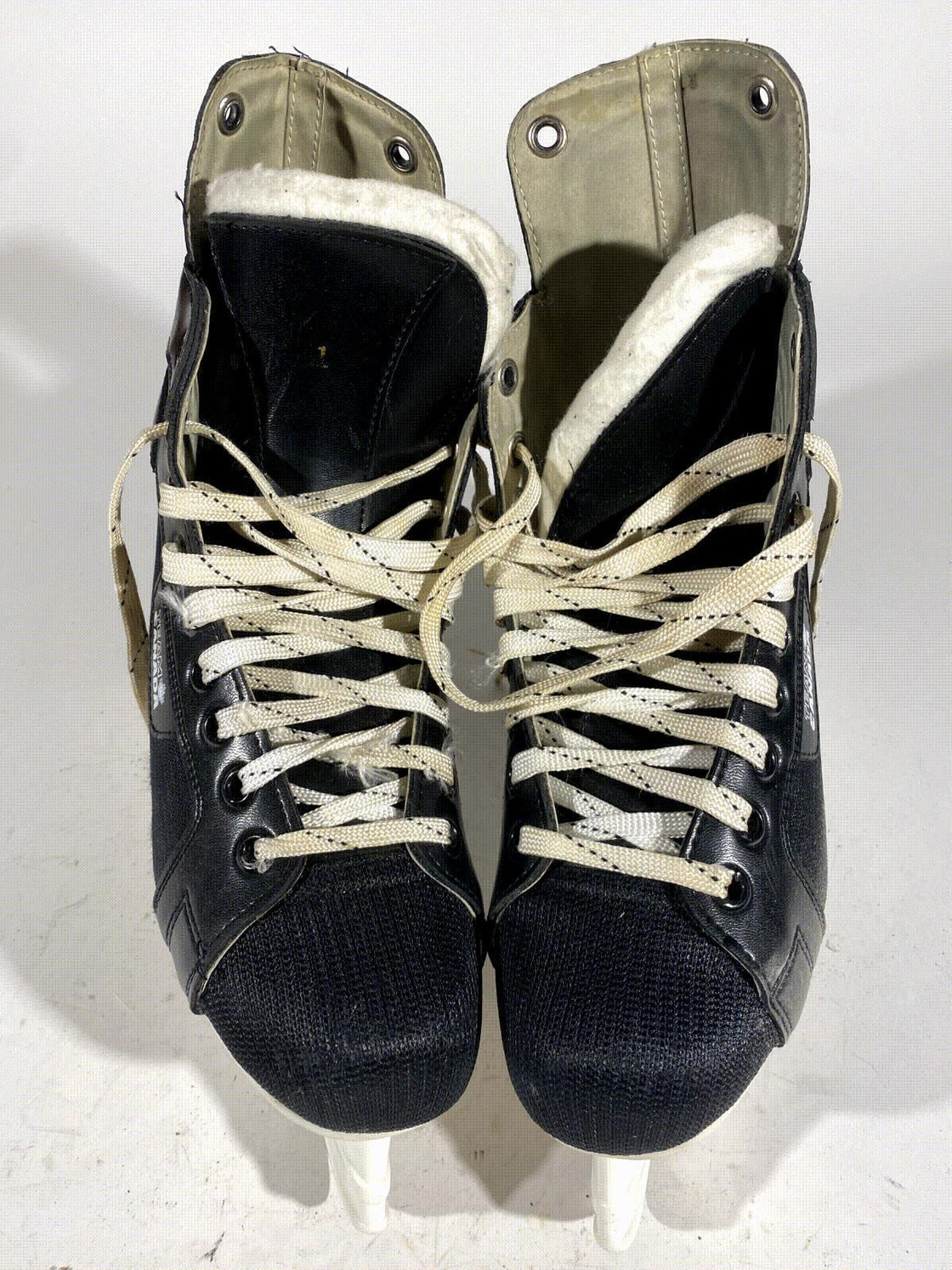 Team Canada Ice Skates for Ice Hockey Shoes Unisex Size US9 EU42 Mondo 270 IS56