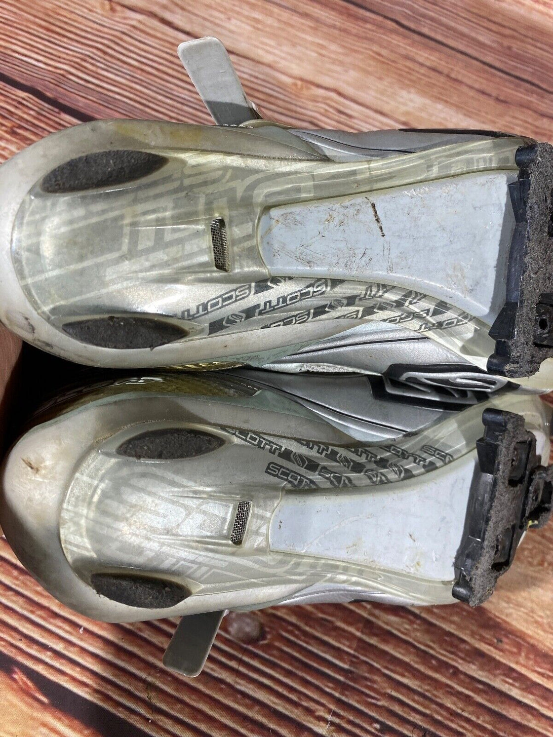 SCOTT Pro Road Cycling Shoes 3 Bolts Unisex Size EU41  US8 Mondo 265