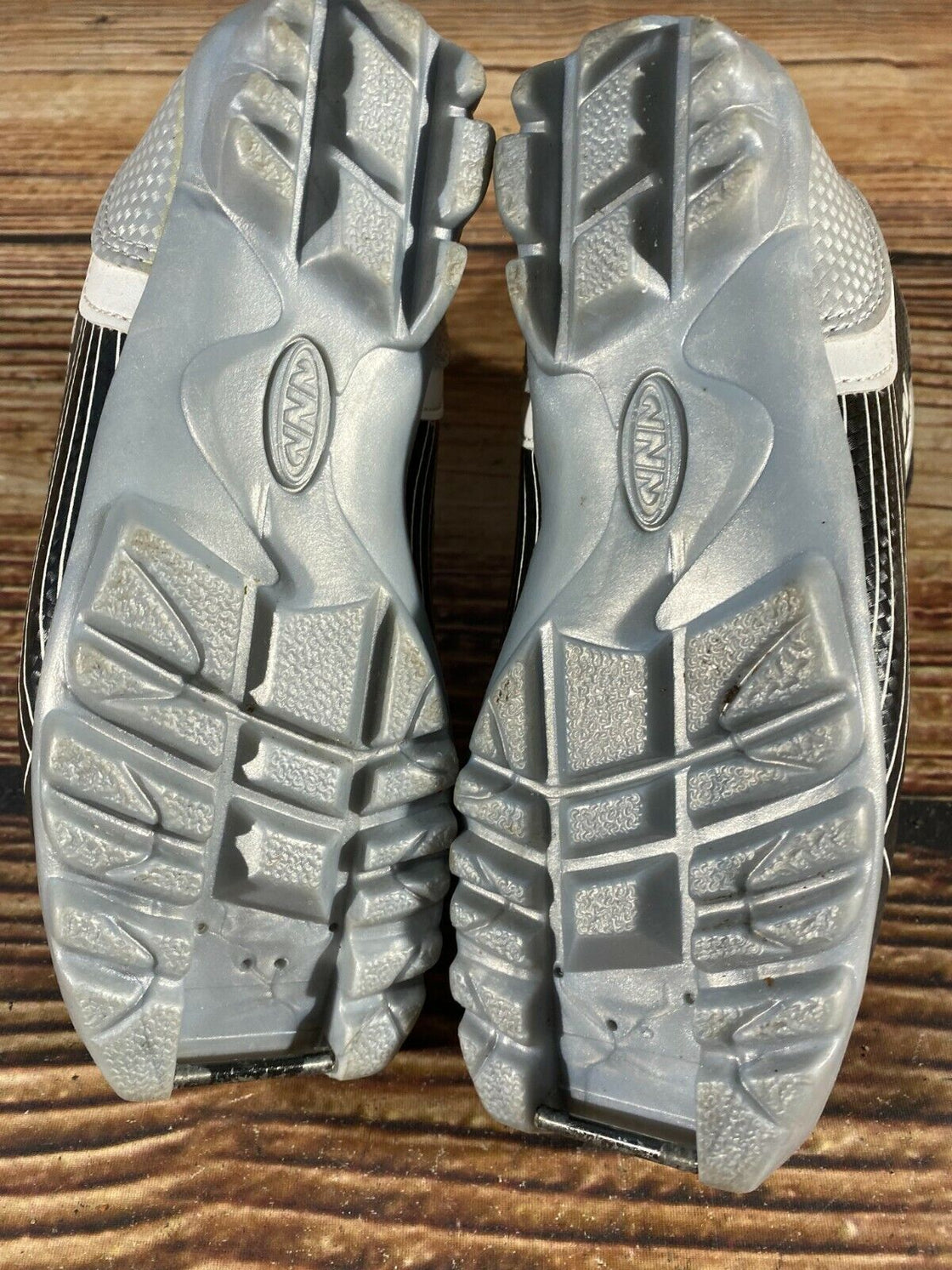 Madshus Super Race Jr Cross Country Ski Boots Size EU32 for NNN M-156