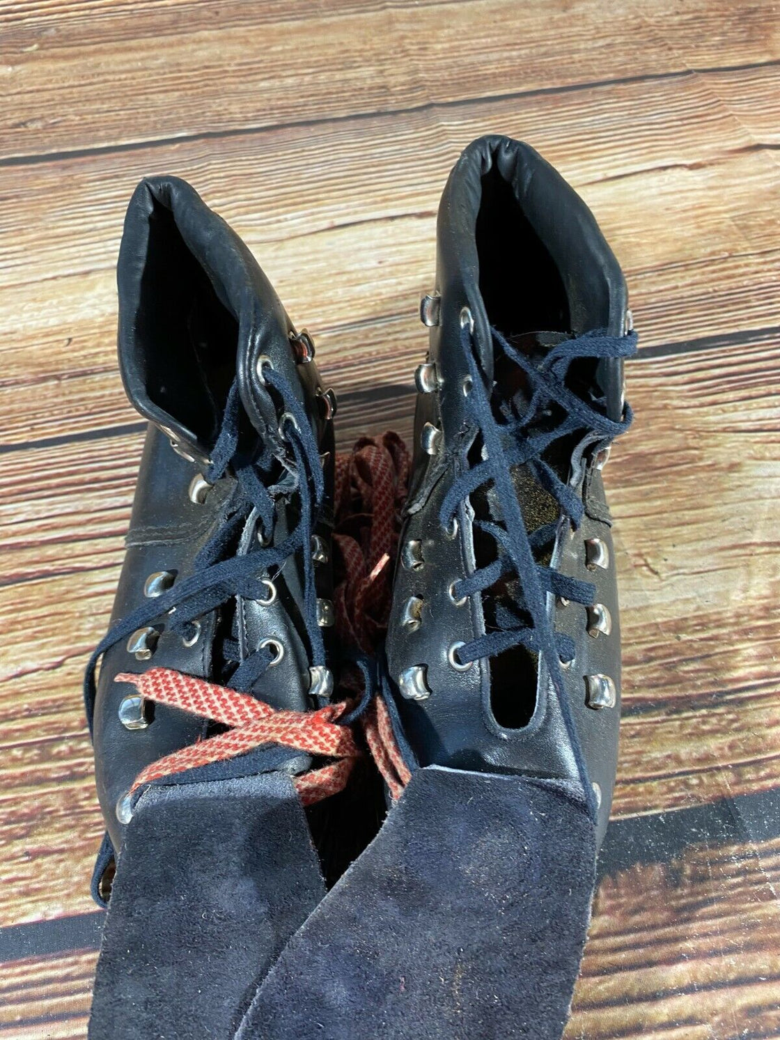Vintage Alpine Ski Boots Downhill Skiing US5.5 UK4.5 Mondo 240 Cable Bindings