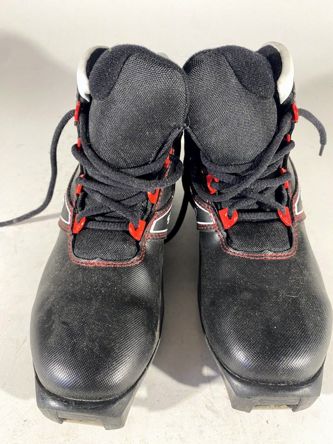 SALOMON Nordic Cross Country Ski Boots Size EU37 1/3 US5 SNS Profil