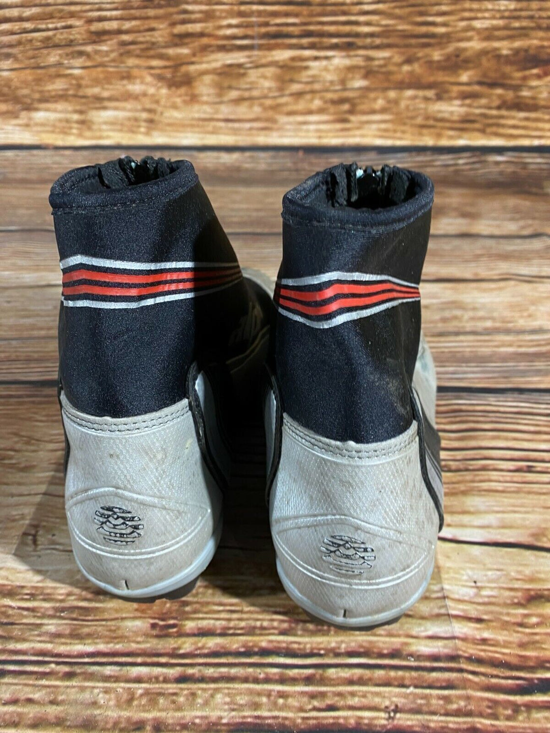 Alpina ST10 Nordic Cross Country Ski Boots Size EU42 US9 NNN bindings 787