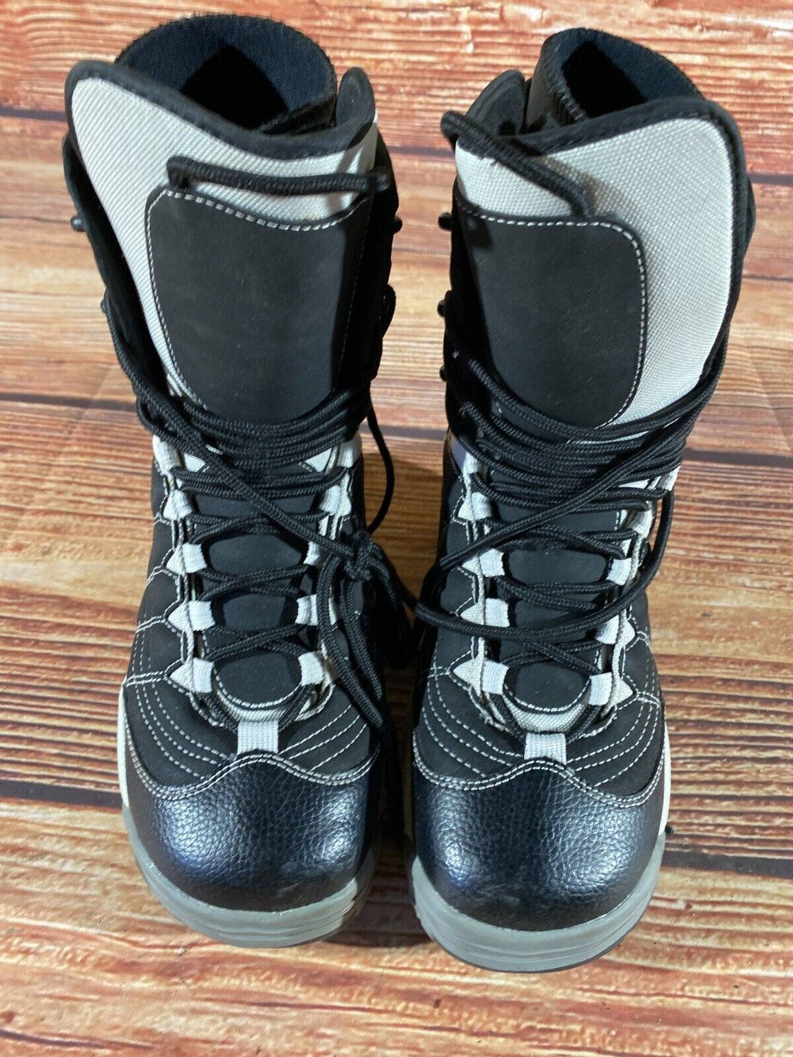 AERG GEAR Snowboard Boots Size EU42, US9, UK8, Mondo 265 mm