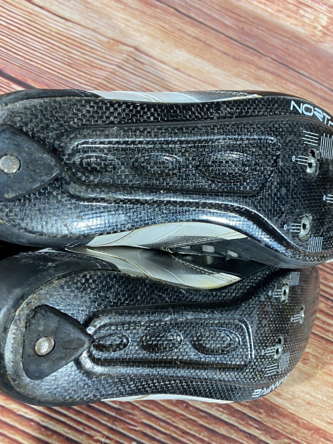 NORTHWAVE Road Cycling Shoes 3 Bolts Unisex Size EU43.5  US10.5 Mondo 275