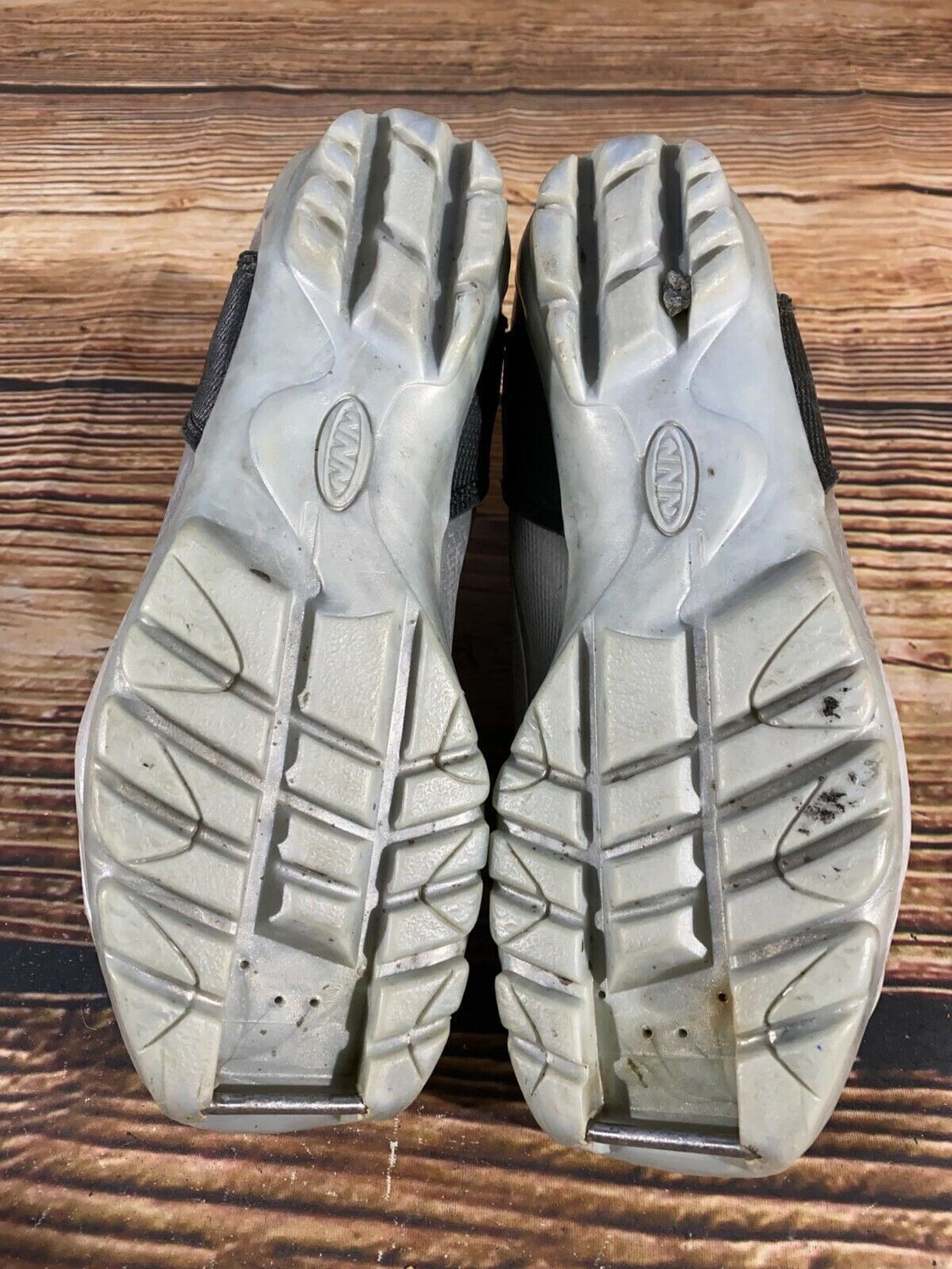 Alpina ST10 JR Nordic Cross Country Ski Boots Size EU36 US4.5 NNN bindings