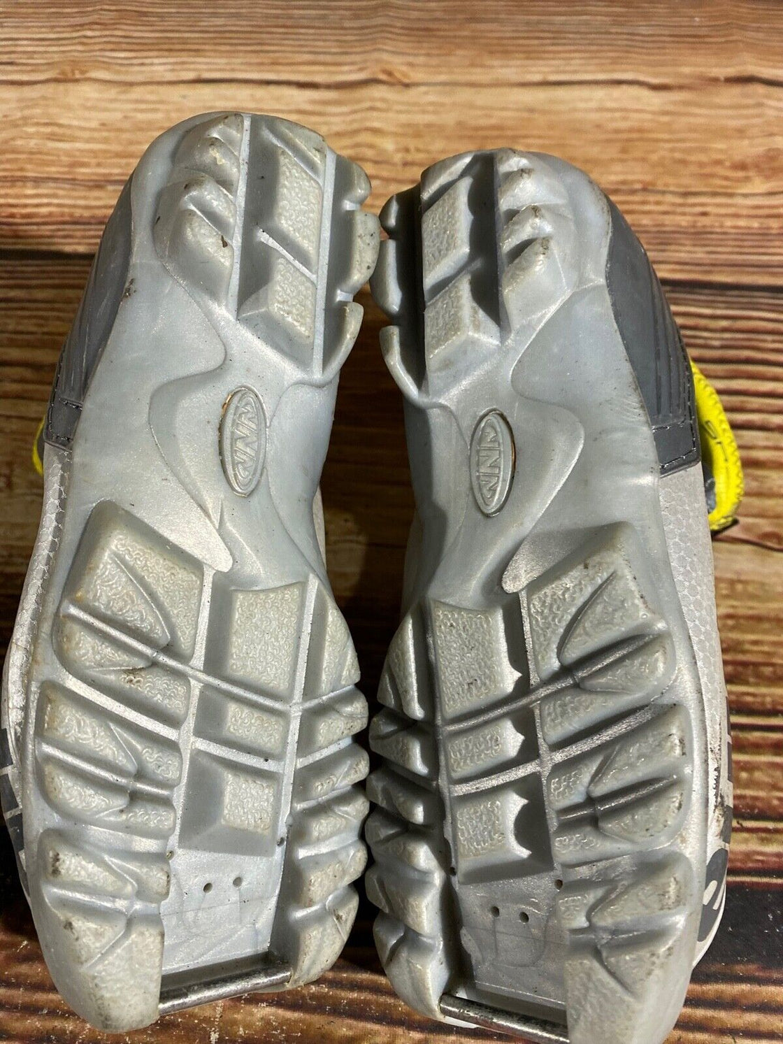 Alpina SR20 Kids Nordic Cross Country Ski Boots Size EU30 US12 NNN A-875