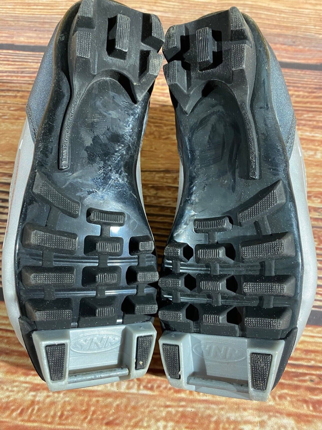 Alpina T10jr Kids Nordic Cross Country Ski Boots Size EU32 US1.5 NNN A-1166