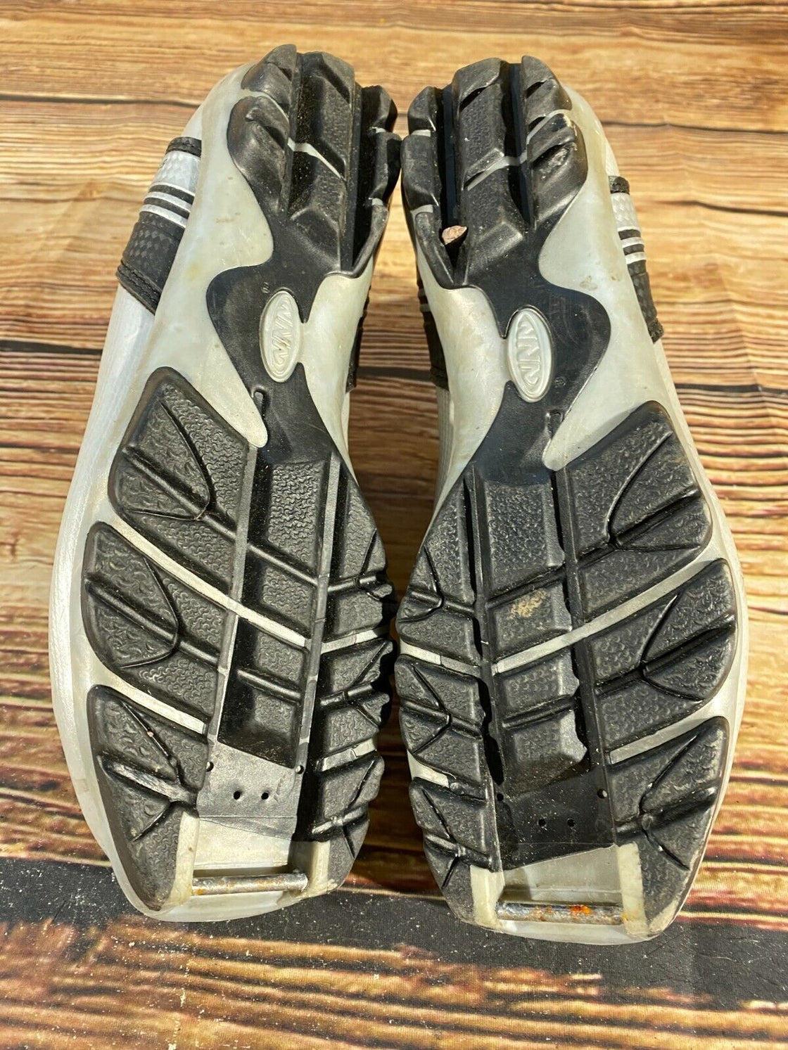 Alpina ST10 Nordic Cross Country Ski Boots Size EU38 US6 NNN bindings 792