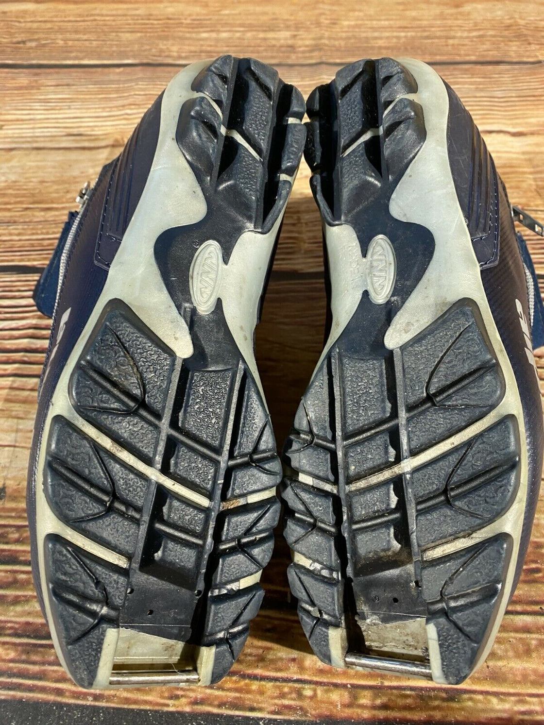 Alpina ST11 Nordic Cross Country Ski Boots Size EU38 US6 NNN bindings 591