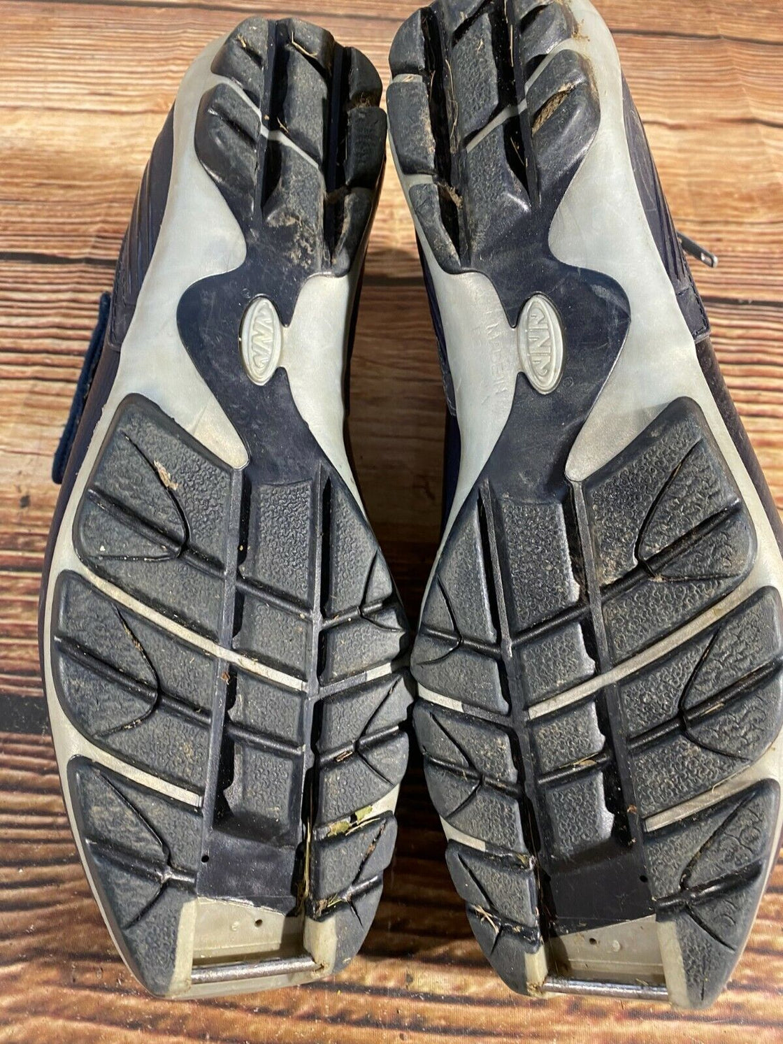 Alpina ST11 Nordic Cross Country Ski Boots Size EU44 US10.5 for NNN bindings 599