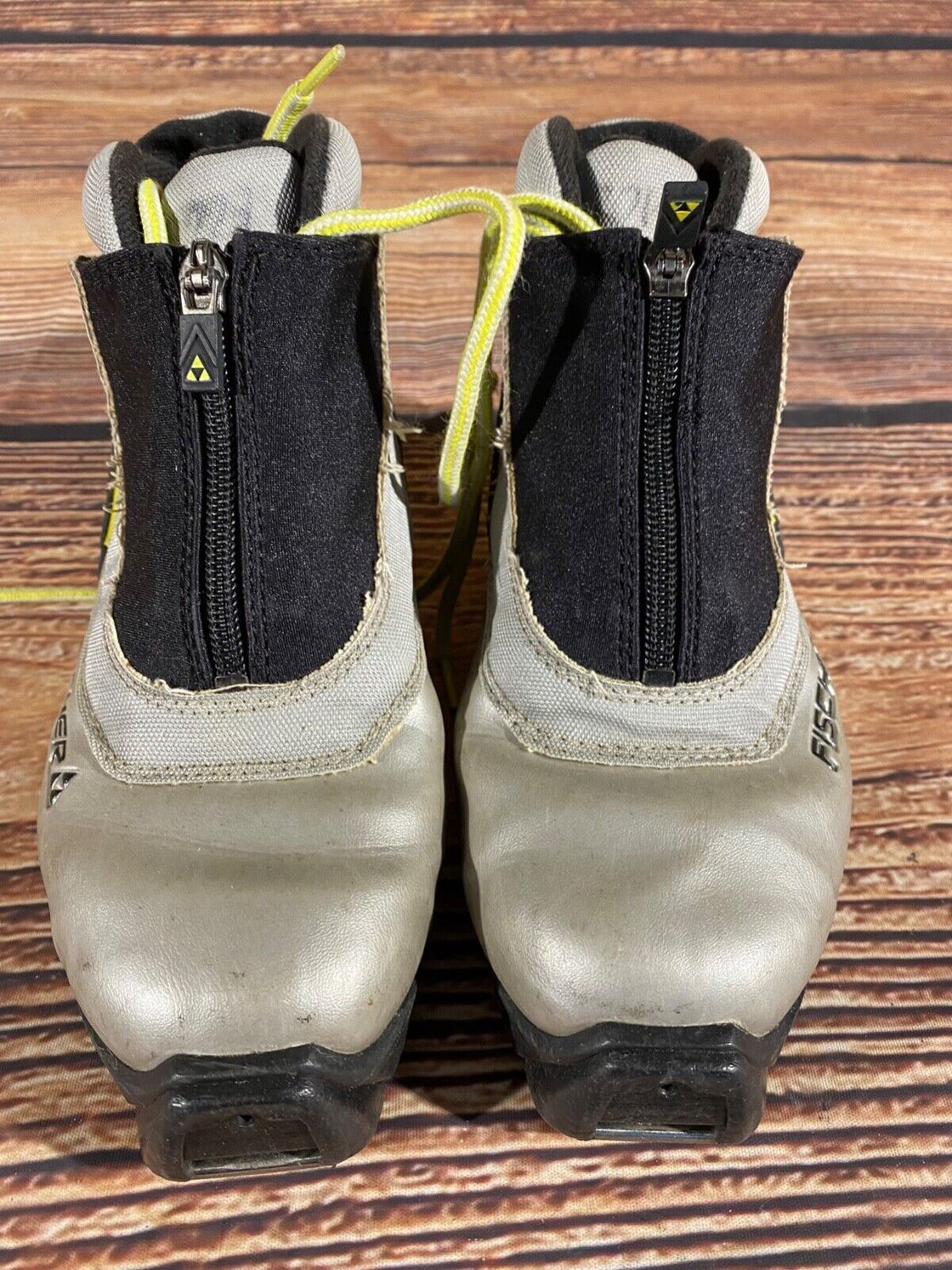 Fischer Kids Nordic Cross Country Ski Boots Size EU36 US4.5 NNN F-387