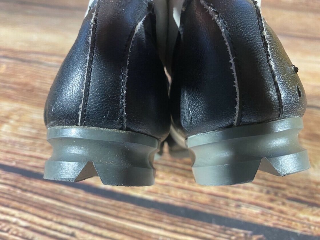 Botas Nordic Cross Country Ski Boots Size EU38 US6  for Touring Norm 3pin 50mm