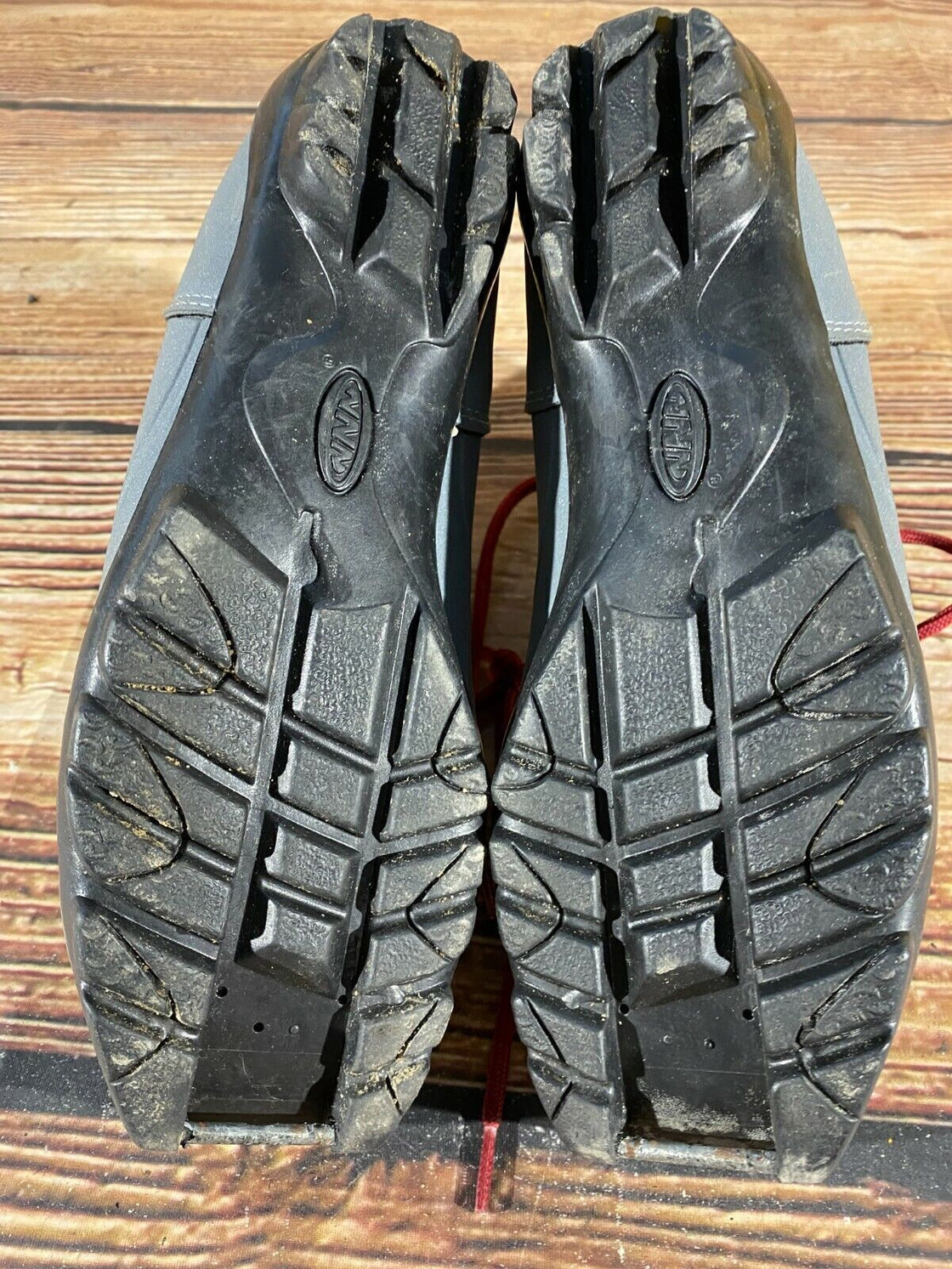 Rossignol Saphir Nordic Cross Country Ski Boots Size EU39 US7 NNN