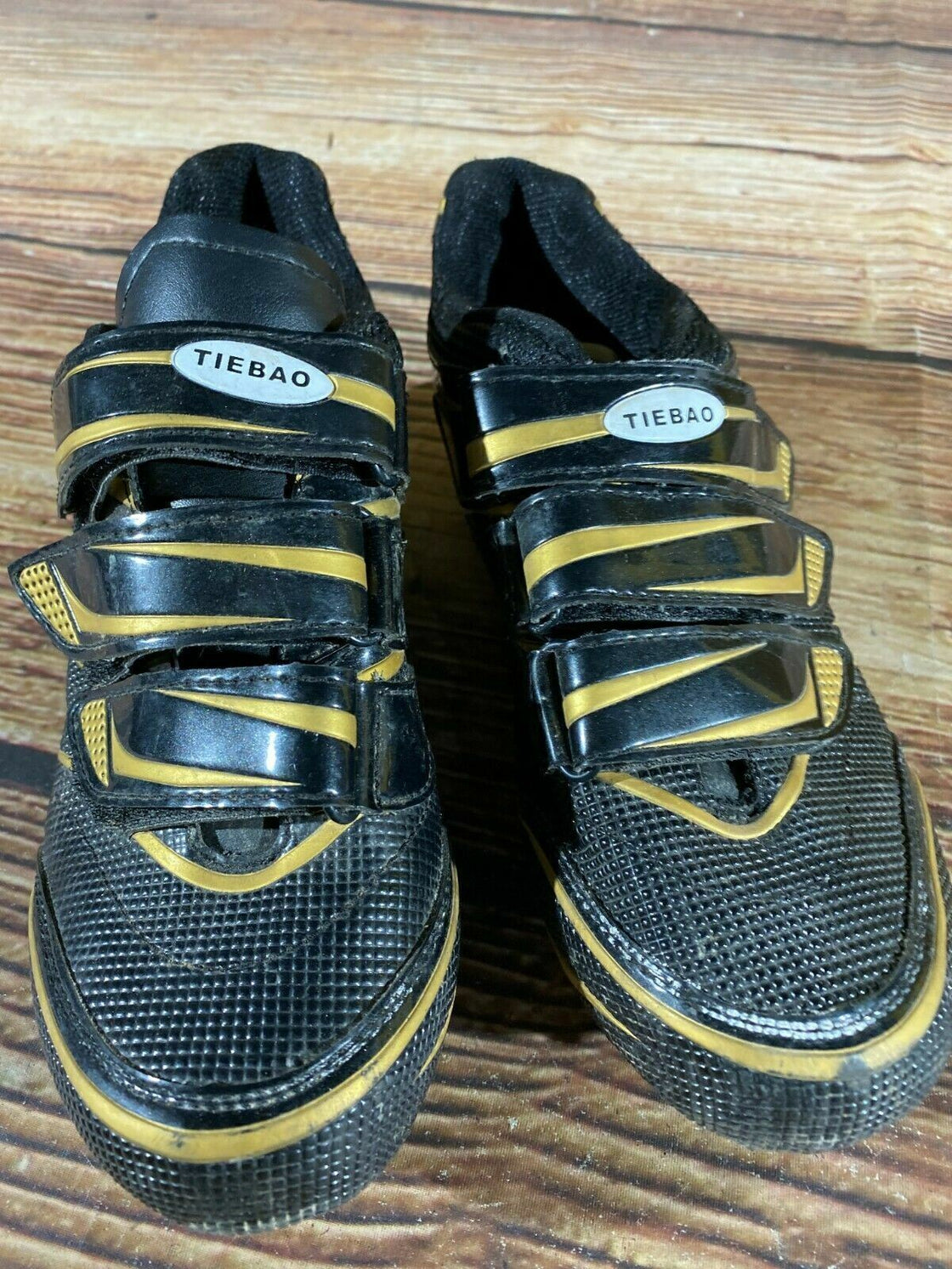 TIEBAO Cycling MTB Shoes Mountain Bike Shoes Size EU40 MTB Shoes