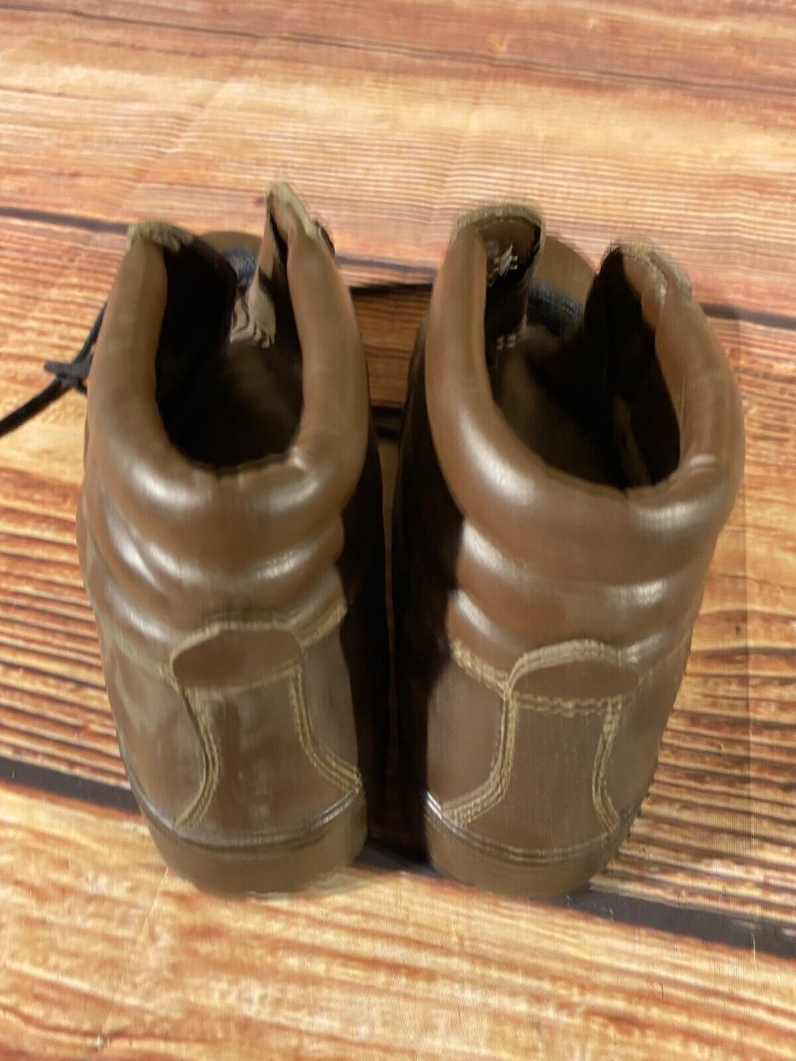VINTAGE Leather Boots Trekking Trail Shoes Hiking Unisex Size EU42, US8.5, UK8
