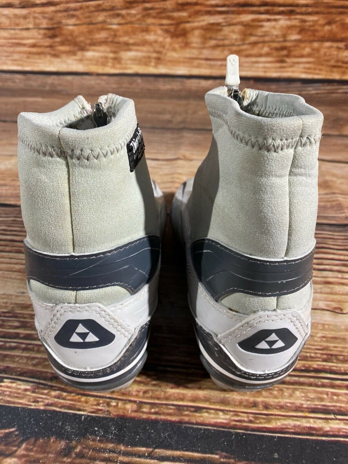 Fischer XC Touring Nordic Cross Country Ski Boots Size EU38 US6 NNN