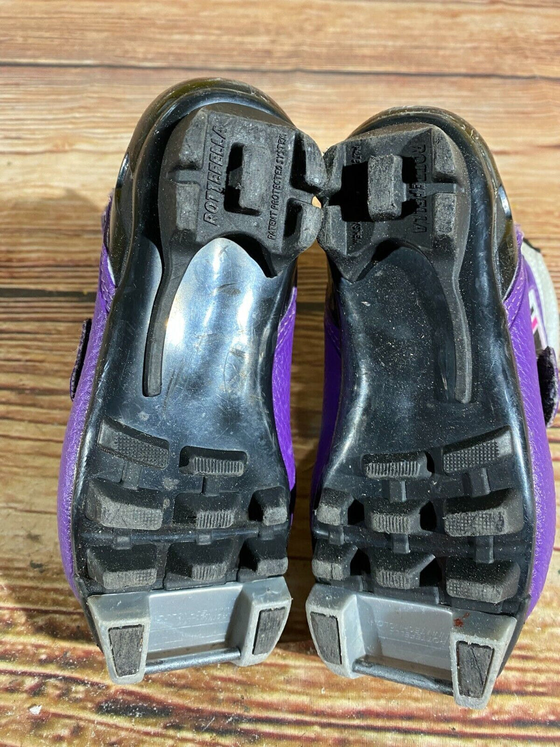 Alpina Frost Kids Nordic Cross Country Ski Boots Size EU26 US9 for NNN A-153