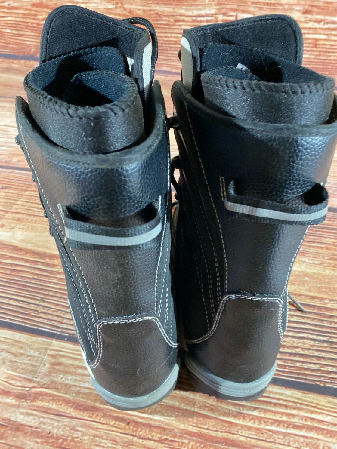 AERG GEAR Snowboard Boots Size EU42, US9, UK8, Mondo 265 mm