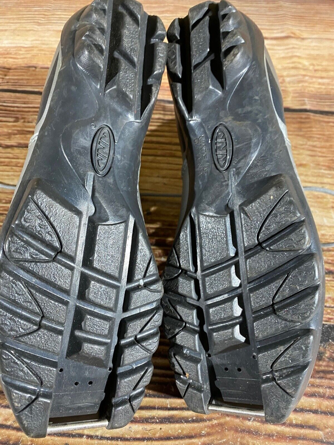 Alpina 101 Kids Nordic Cross Country Ski Boots Size EU35 US3.5 NNN A-870