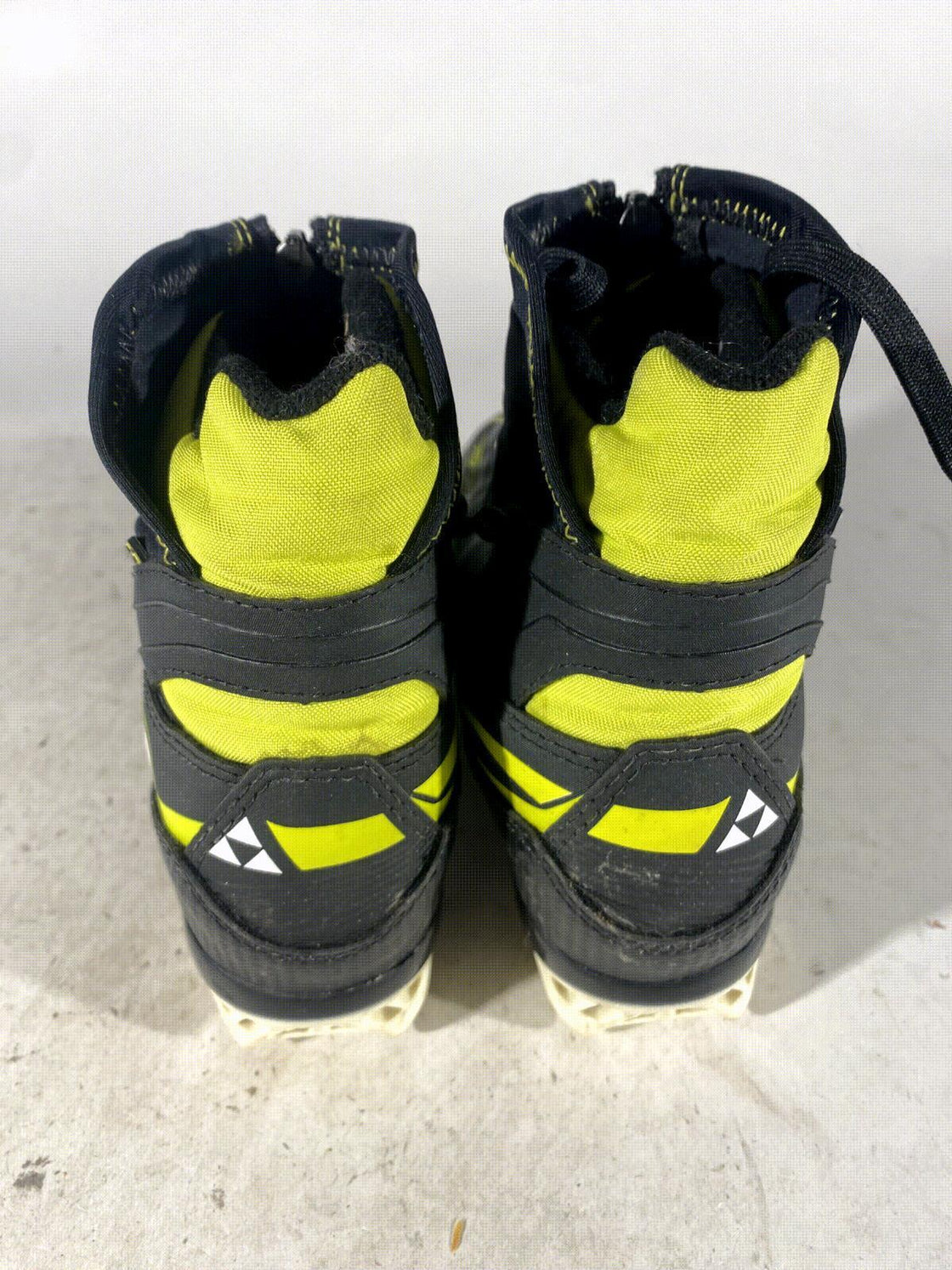 Fischer RC1 Classic Nordic Cross Country Ski Boots Size EU39 US7 NNN binding
