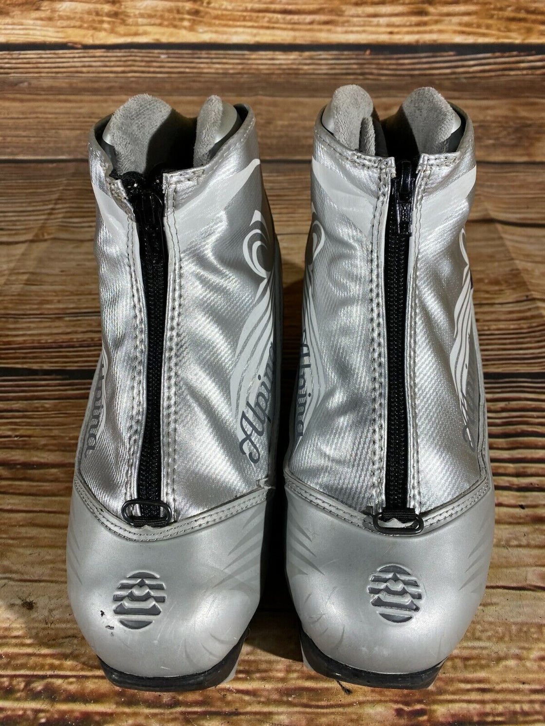 Alpina Eve 28G Nordic Cross Country Ski Boots Size EU36 US4.5 NNN bindings