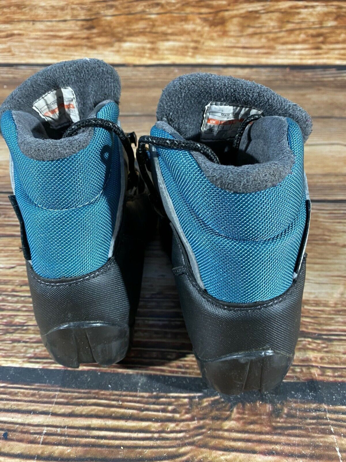 Salomon Nordic Cross Country Ski Boots Size EU39 US7 SNS profil