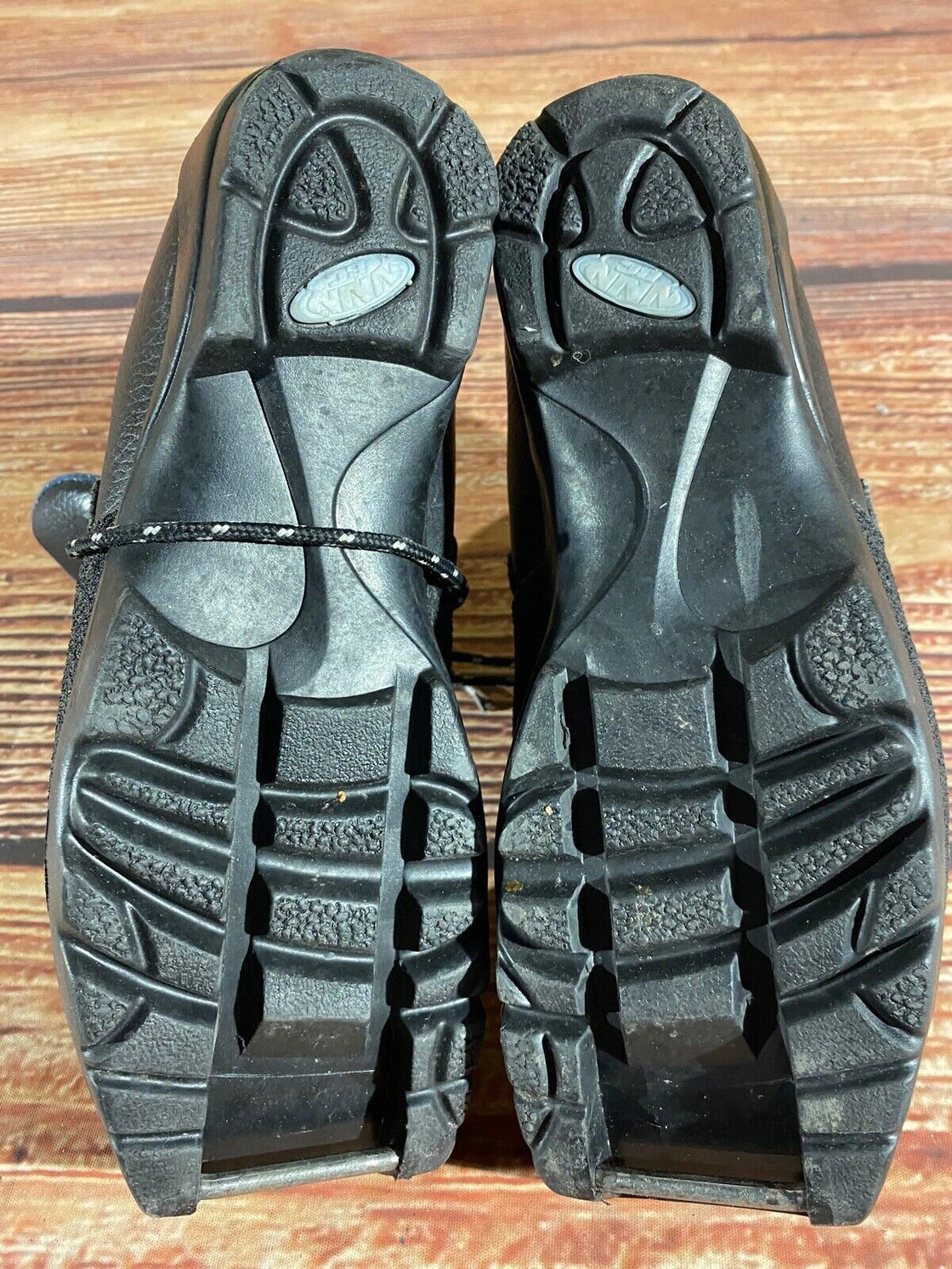 Madshus Back Country Nordic Cross Country Ski Boots Size EU38 US6 NNN BC