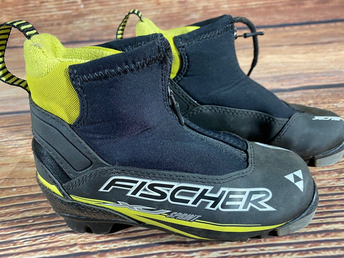 Fischer XJ Sprint Kids Cross Country Ski Boots Size EU30 US12 NNN F-566