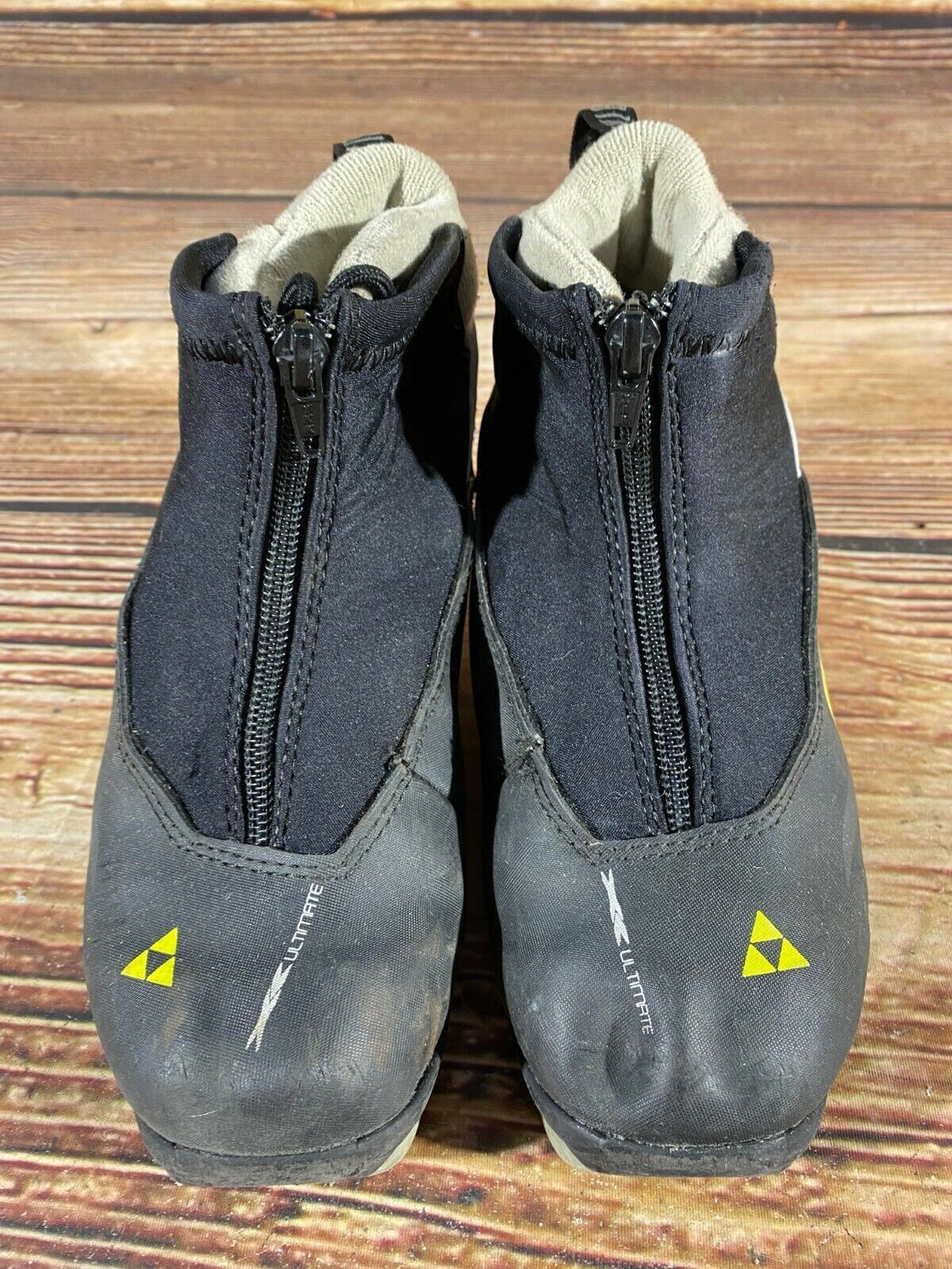 Fischer Ultimate Kids Nordic Cross Country Ski Boots Size EU31 US12.5 NNN F-326